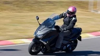 Review | Yamaha T-Max 530 Test