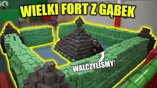 ZBUDOWALIŚMY ZAMEK Z GĄBEK W PARKU TRAMPOLIN! *WALCZYLIŚMY W NIM*