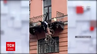 Новини світу: в Петербурзі п'яна пара упала з 3 поверху