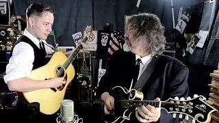 Billy Strings and Don Julin - 'Little Maggie' ::: Second Story Garage