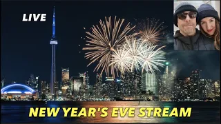 TORONTO LIVE NEW YEAR'S 2023: Checking Out Downtown Celebrations w/Meghan & @JohnnyStrides