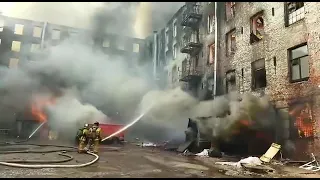 Видео МЧС с места тушения пожара в здании Невской мануфактуры в Петербурге