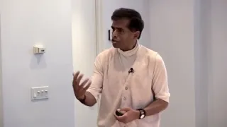 how to value a company Valuation in Four Lessons | Aswath Damodaran | Talks at Google
