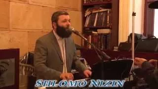 Shlomo Nizin performing in Chabad Odessa 5774