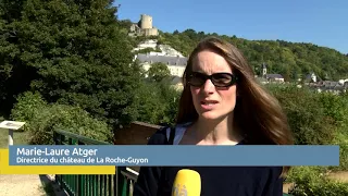 Les touristes débarquent à la roche guyon