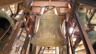SOPRON (H) - A Szent Mihály templom harangjai / Die Glocken der Pfarrkirche St. Michael