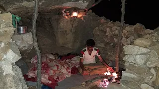 Family Spends Night in a Nomadic Hut: Nomads of IRAN 2023