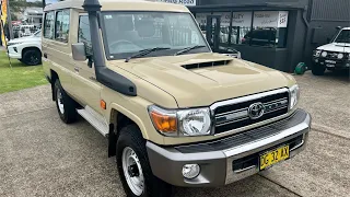 Toyota Landcruiser Troopcarrier V8 Diesel 4x4