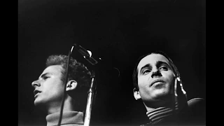 Simon & Garfunkel - America (Live in Paris 1970)