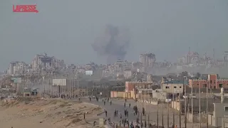 Striscia, civili assaltano camion con aiuti: le drammatiche immagini da Wadi Gaza