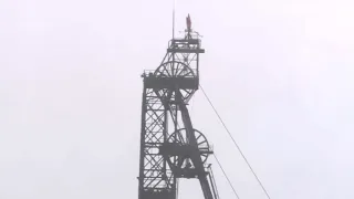 Число жертв аварии на шахте в Караганде достигло 45