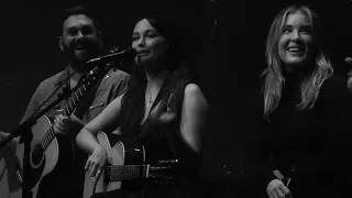 Amsterdam chat / Follow your Arrow - KACEY MUSGRAVES live@Paradiso Amsterdam 2-5-2024