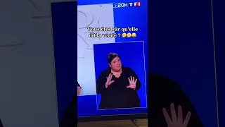 L'interprète en langue des signes d’Emmanuel Macron là 🤔 vous êtes sûr qu’elle dit la vérité ? 🤔😂