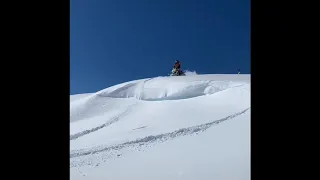 Snowmobile jumps wins/fail