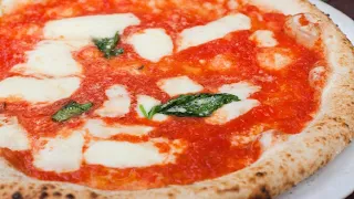 La vera storia della Pizza Margherita e la Pizza Marinara