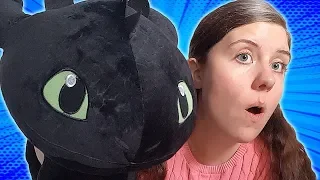 GIANT TOOTHLESS PLUSH UNBOXING! How to train your Dragon: The Hidden World