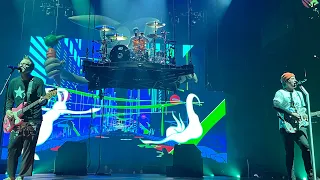 Blink 182: 9 songs [Live 4K] - I Miss You, Adam's Song, Stay Together & more (Chicago - May 6, 2023)