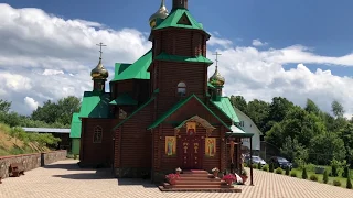 ЗАКАРПАТЬЕ. Литургия в Сергиевой пустыни Хустской епархии.