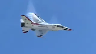 2019 USAF Thunderbirds-Thunderstruck