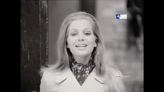 Carosello - Cori - Parigi è sempre Parigi -  Catherine Spaak - Facciata (Luciano Emmer, 1970)