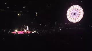 Chris Martin yells at security during show!