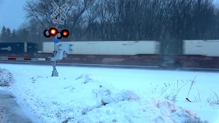 Short CSX Intermodal Train Heads East