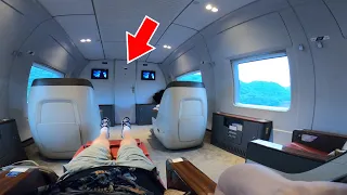 China's FIRST CLASS High Speed Train 😆 Most Expensive Seat 🛏 Travel Alone Experience