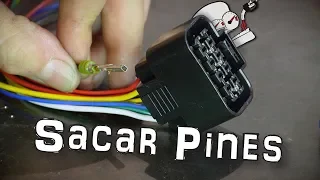 ⚡Cómo SACAR PINES de un CONECTOR ELÉCTRICO. Kit extractor de pines universal - [PetrolheadGarage]