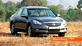 2012 Hyundai Sonata Vs Honda Accord | Comparison Test | Autocar India