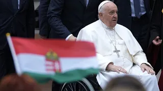 Ungheria, Papa Francesco incontra i migranti e invoca una cultura della carità