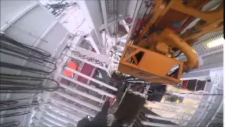 Derrickhand Tripping in hole / Drilling Rig Connection POV