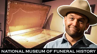 A Funeral Museum!  (Strangest Museum in Texas!)