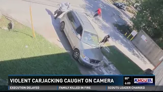 Dramatic video shows carjacking, deadly shooting in south Houston