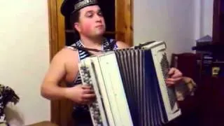 Моряк виртуоз - лучшая игра на баяне! Sailor virtuoso is the best game on the accordion