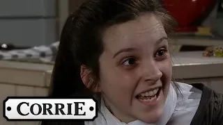 Coronation Street - Amy Doesn't Know Who Her Baby's Father Is