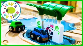 Cars ! Brio City Road Playset! Fun Toy Trains
