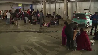 Denver activates Emergency Operations Center after 400 migrants arrive in one day