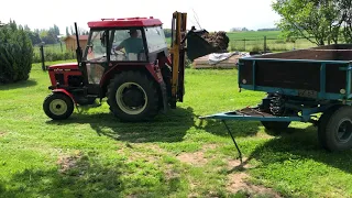 Traktor Zetor 7211 + lopata - nakládání