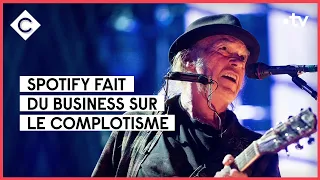 Neil Young claque la porte de Spotify - C à vous - 31/01/2022