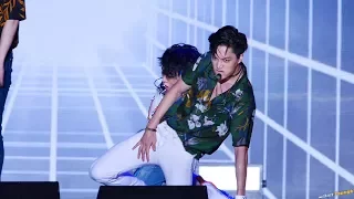 170724 울산 음악중심 - 카이(EXO) '전야 (前夜)' 4K 직캠 by DaftTaengk