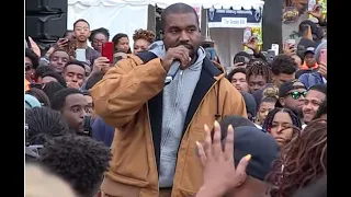 Kanye West share the word of God,  tell thousands to flee from evil