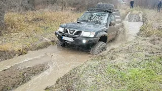 2WD vs 4WD Nissan Patrol GR Y61 ZD30 Off Road