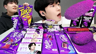 ASMR MUKBANG | PURPLE FOOD Desserts (corn dog, Jelly, ice cream, chocolate) Convenience store