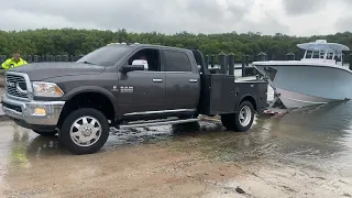 Dodge Ram 3500 4x4 Dually Towing