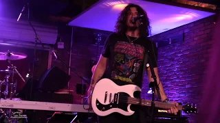 PHIL X and guests Liberty DeVitto and Rudy Sarzo Soundcheck Live 60 Hired Guns