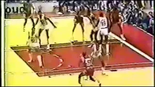 1987: MJ (44pts) vs Hakeem Olajuwon