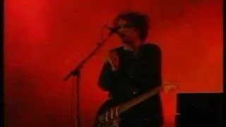 The Cure - Lullaby live Bizarre festival