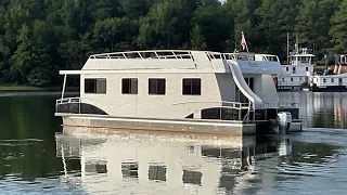 2019 Destination Yachts 14x45 Houseboat