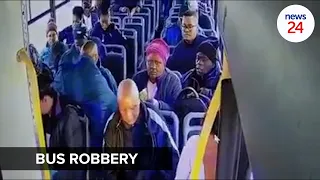 WATCH | Golden Arrow passengers robbed of their belongings onboard the bus