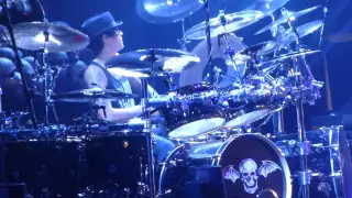 "Guitar Solo & Band Jam" Avenged Sevenfold@Baltimore Arena 10/8/13 Hail to the King Tour